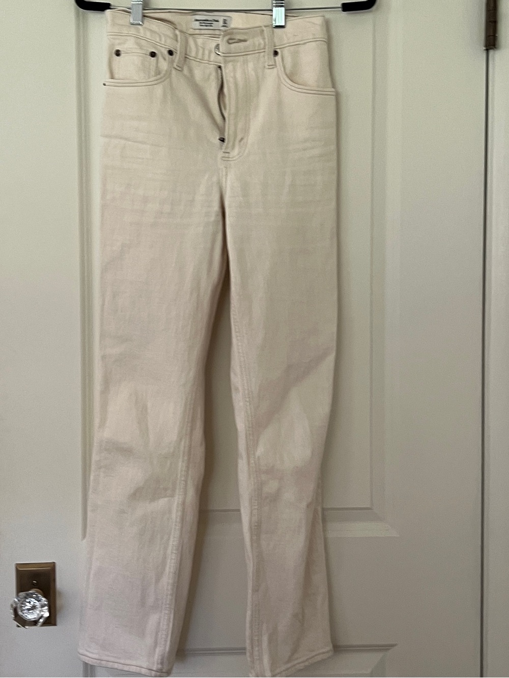 Abercrombie 90sUltra High Rise Straight Cream Jeans